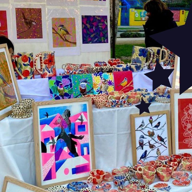 Cómo hacer que tu marca destaque en una feria (sin gastar de más)